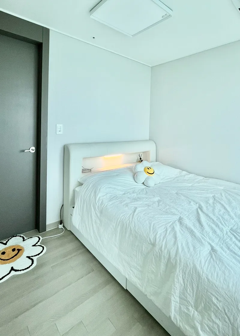 [Suyeong, Busan] 2-room apartment with a fantastic front view of Gwangan Bridge, available for 10 people at a special price. 2