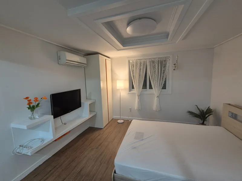 [Dong-gu, Busan] Small and pretty house in Busan Station, suitable for 2 people 4
