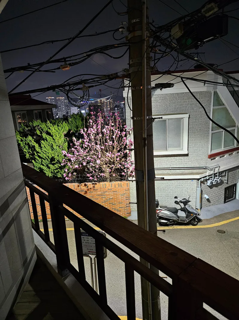 [Jung-gu, Busan] Cozy terrace one-room with a view of the city of Busan Station North Port 201 21