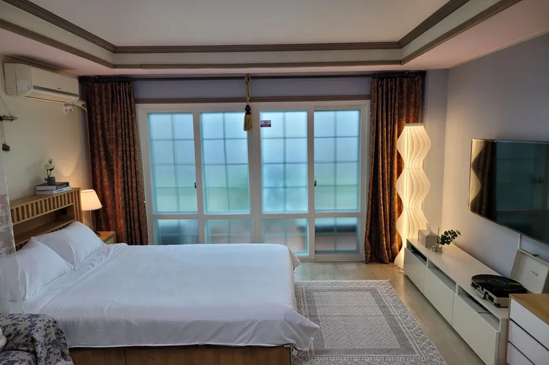 [Aewol, Jeju] Dog-friendly, Lawn yard, 15 pyeong usable area, Clean and pleasant, BBQ 7