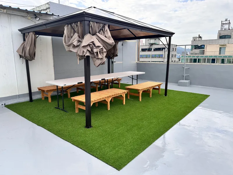 [Yesan][Yesan, South Chungcheong Province] Commercial-residential complex with a 3-story gazebo and barbecue area 21