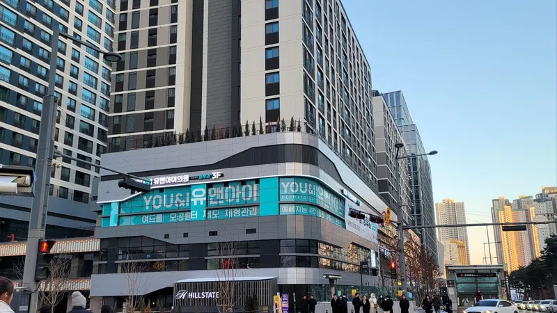 [경기 수원][수원 영통] 광교중앙역  풀옵션/지하2층에서강남30분버스지하철 12
