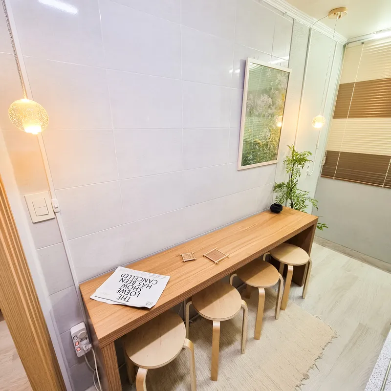 [서울 서초] 강남 신논현 1층 리모델링 풀옵션 퀸2 room1 10