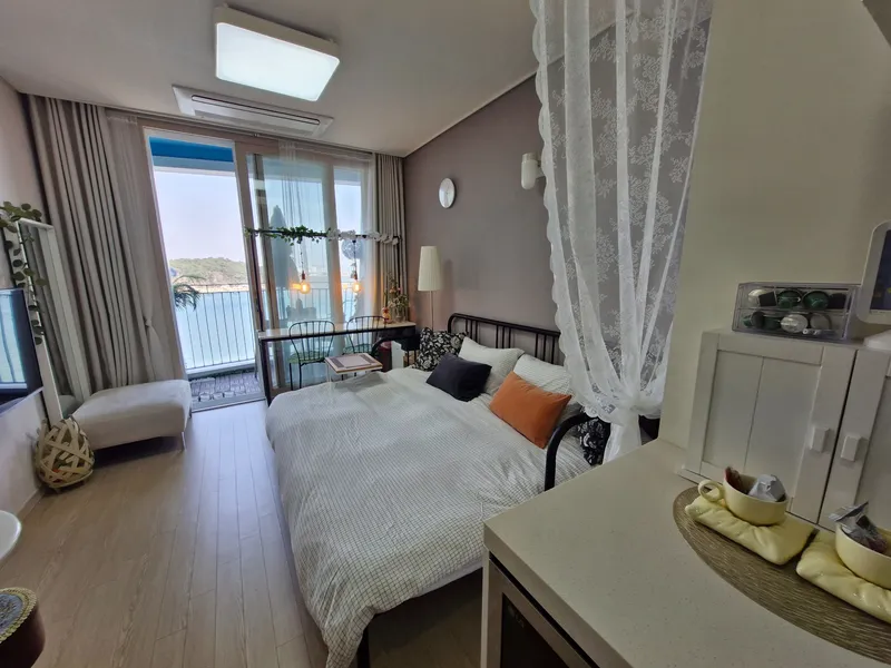 [Yeongjong, Incheon] Bt House (Love Yeongjong) Living for a Week #Netflix #Free Parking #King Bed #Dryer 15