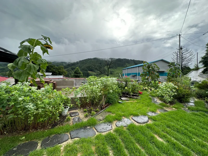 [Geochang] 420m high, airy courtyard house (fireplace) 16