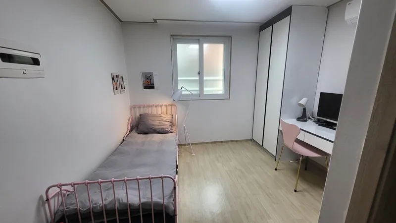[Seongbuk, Seoul] Sangwolgok Station 2 minutes 201 8