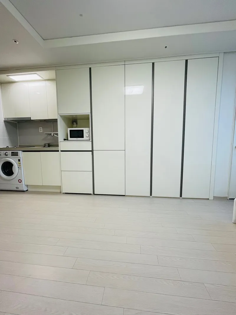 [Gangneung] Officetel 4 minutes walk from Gangneung Station, Gyodong Central Market, pretty accommodation 4