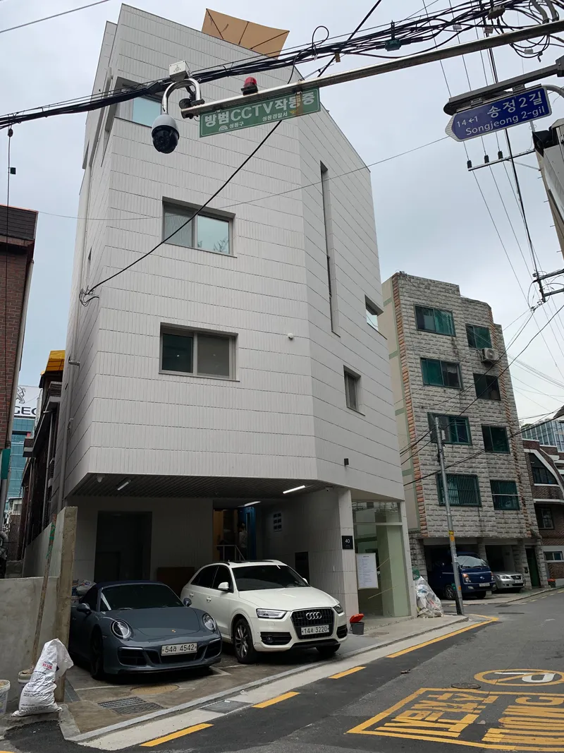 [Seongdong, Seoul] A pretty one-room apartment next to Songjeong Embankment Road and Jungnangcheon Stream 15