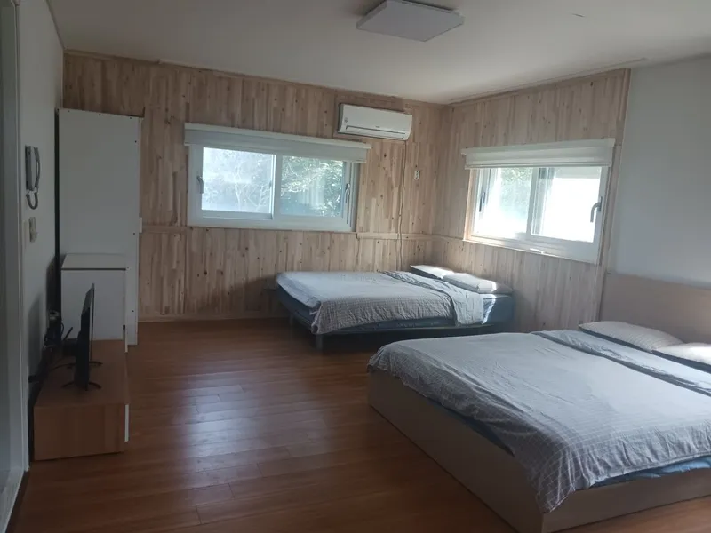 [Pyoseon, Seogwipo] 30-pyeong main building with a view of the botanical garden and pet-friendly 18