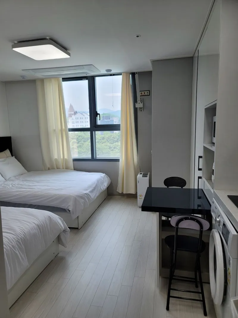 [Donghae] Room 1014 near the beach with a view of Naengcheon Park 2