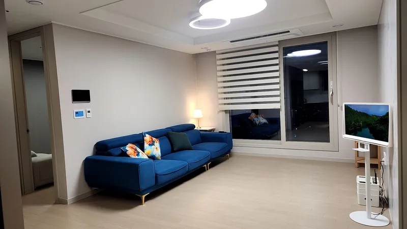 [강원 동해] 호텔보다 쾌적한# 초고층 신축# 도서관 옆 조용한 힐링숙소 4