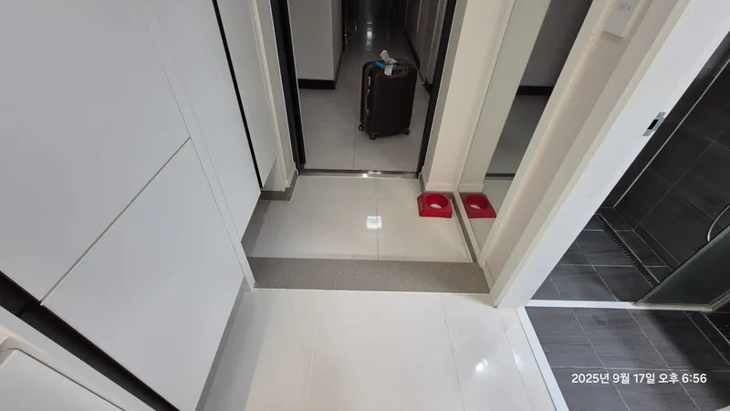 [부산 중구] 전망좋고, 위치좋고, 완전 깨끗해~쵝오 6