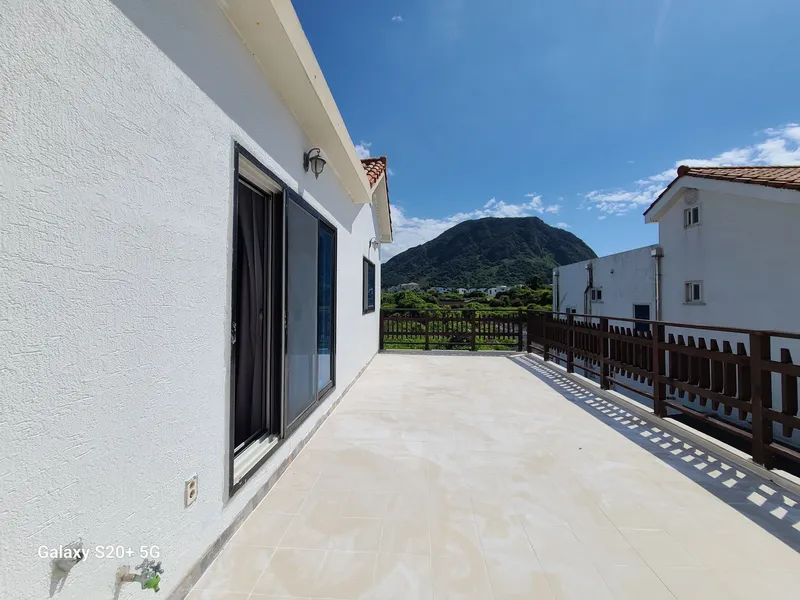 [Andeok, Seogwipo] Ocean view, 2nd floor, detached house next to Sanbangsan Tancheon Hot Springs 19