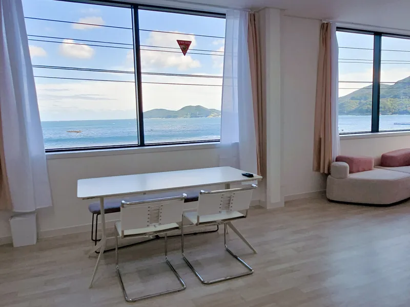 [Geoje] Hakdong Mongdol 3-Second Sea View Terrace Accommodation 7