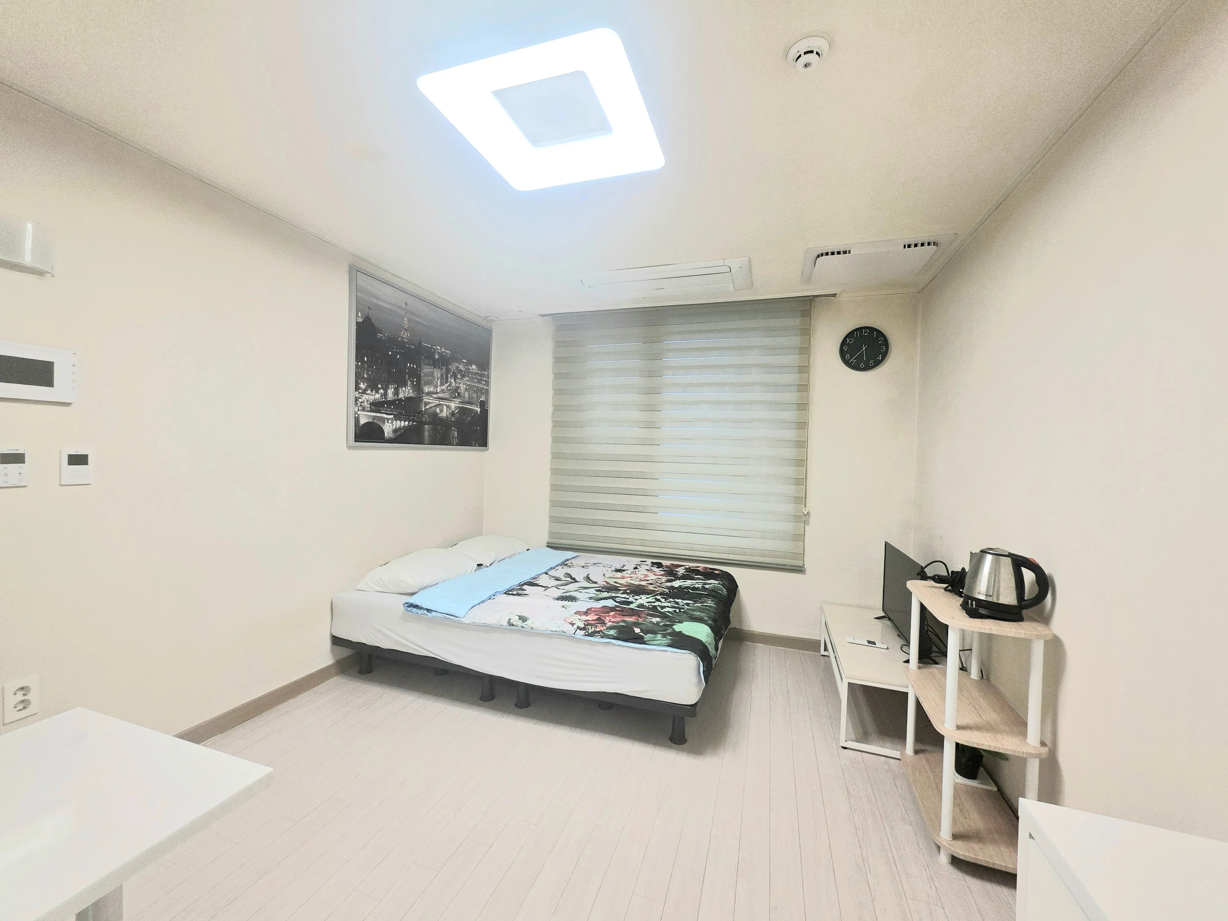 Bangi-dong One-Bedroom near Mongchontoseong