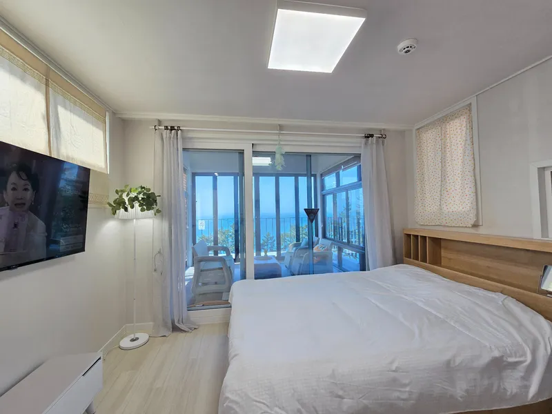 [Namhae] A place where you can take in the red sunset sky and blue sea at a glance 6