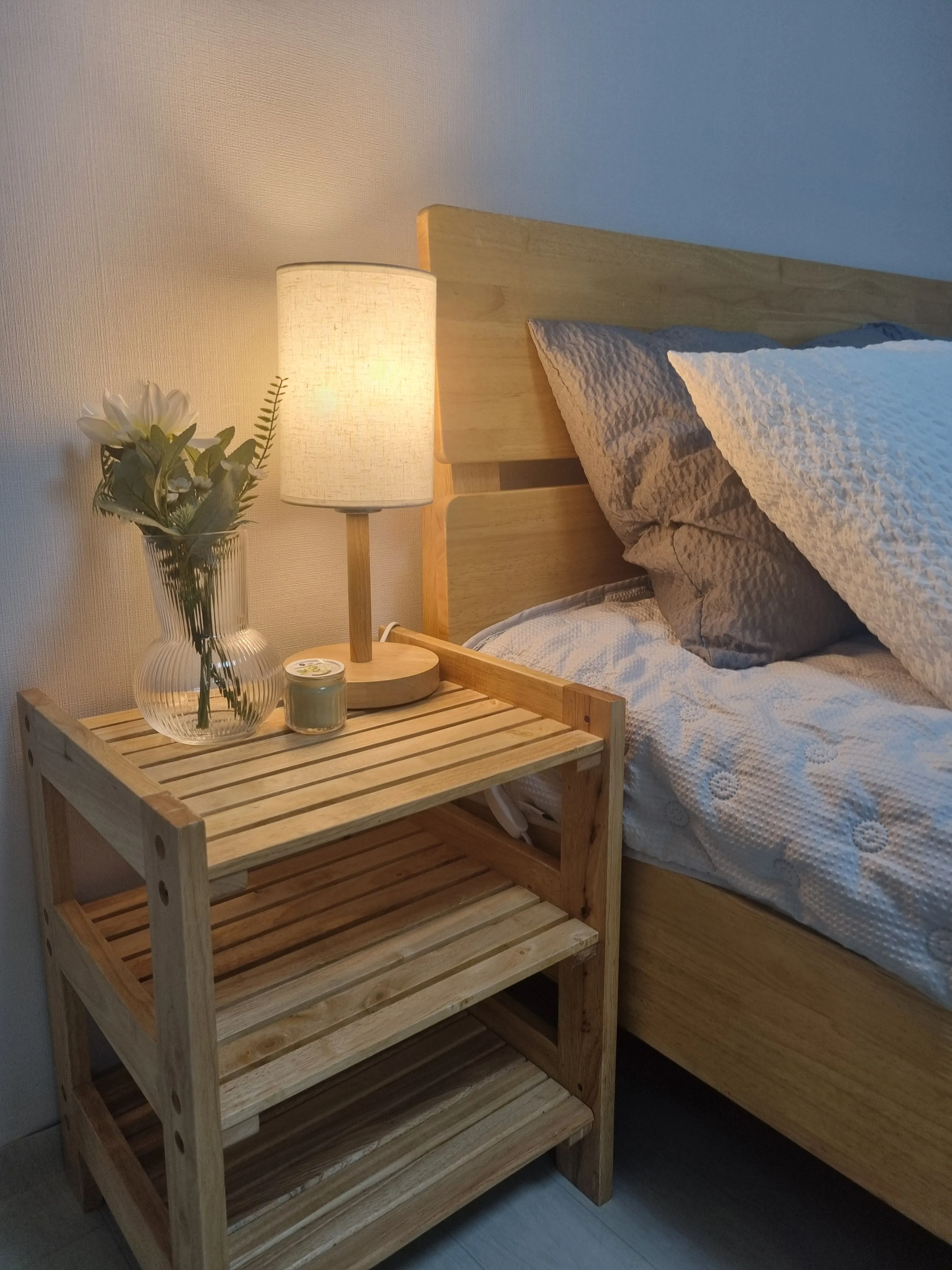 Seongnae-dong Transit-Friendly Two-Bedroom House