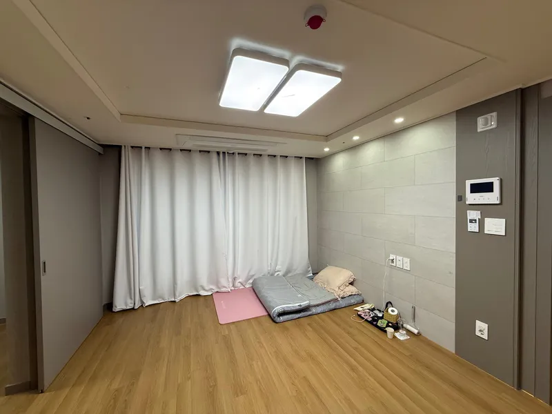 [부산 동래] 힘찬병원 도보 2분 2룸 아파트 10