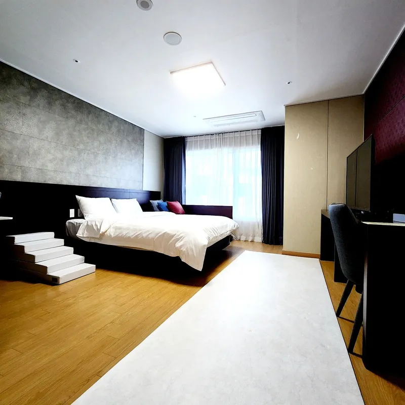 [Gangneung] One-month living, duplex terrace right in front of the beach 4