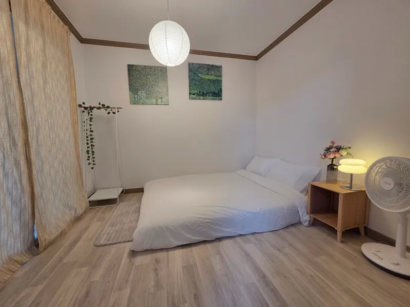 [Jeonju] Jeonbuk National University, 10-minute walk from the terminal, free parking, clean accommodation 203 3