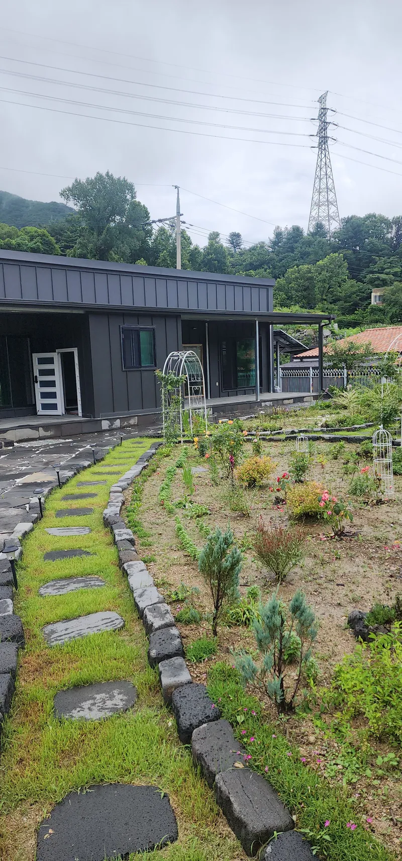 [Gapyeong] Three-room detached house with a Seorak yard 33