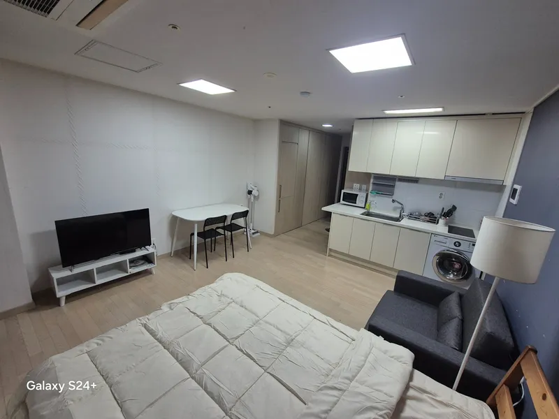 [Yongin] High-rise studio apartment, 1 minute walk from Sanghyeon Station 2