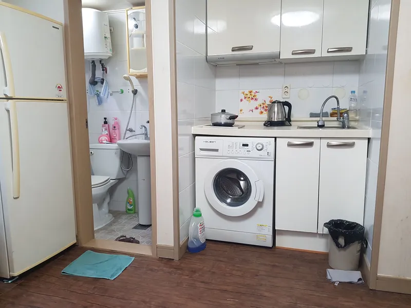 [Buk-gu, Busan] 1st floor, 7th floor, one-room apartment in Deokcheon-dong, 7 minutes from Sukdeung Station 4