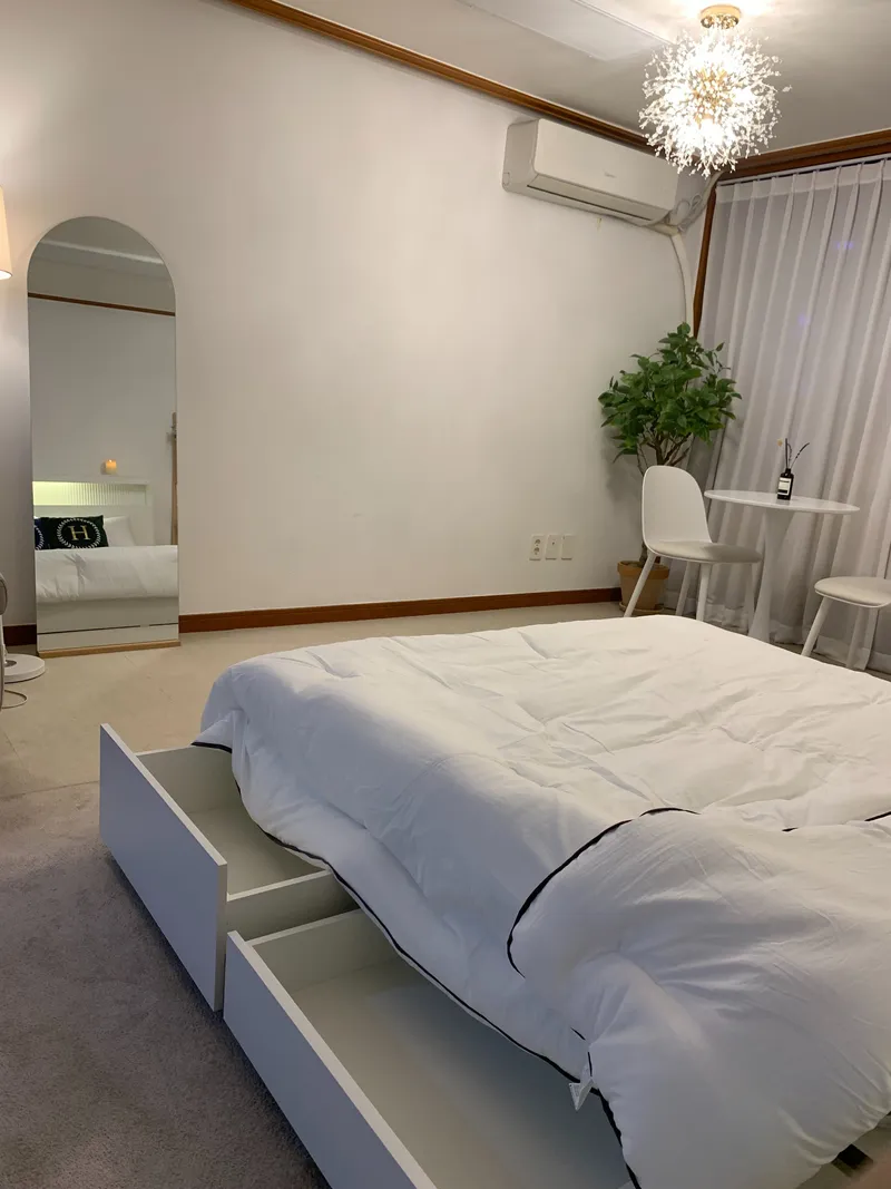 [Yeongdeungpo, Seoul] 3-minute walk from National Assembly Station on Line 9, in the immediate vicinity 3