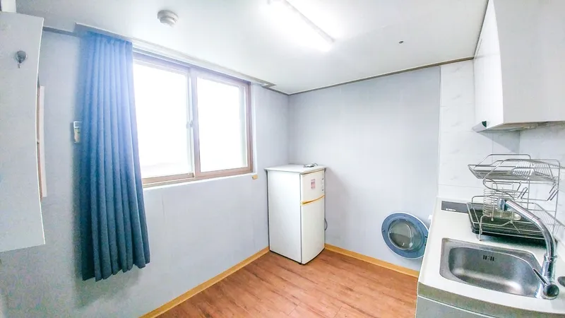 [Seodaemun, Seoul] Affordable and close to the back gate of Myongji University, Hongdae, Ewha Womans University, and Sinchon. 3
