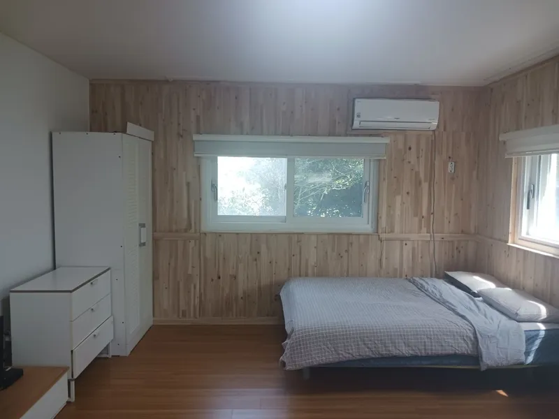 [Pyoseon, Seogwipo] 30-pyeong main building with a view of the botanical garden and pet-friendly 31