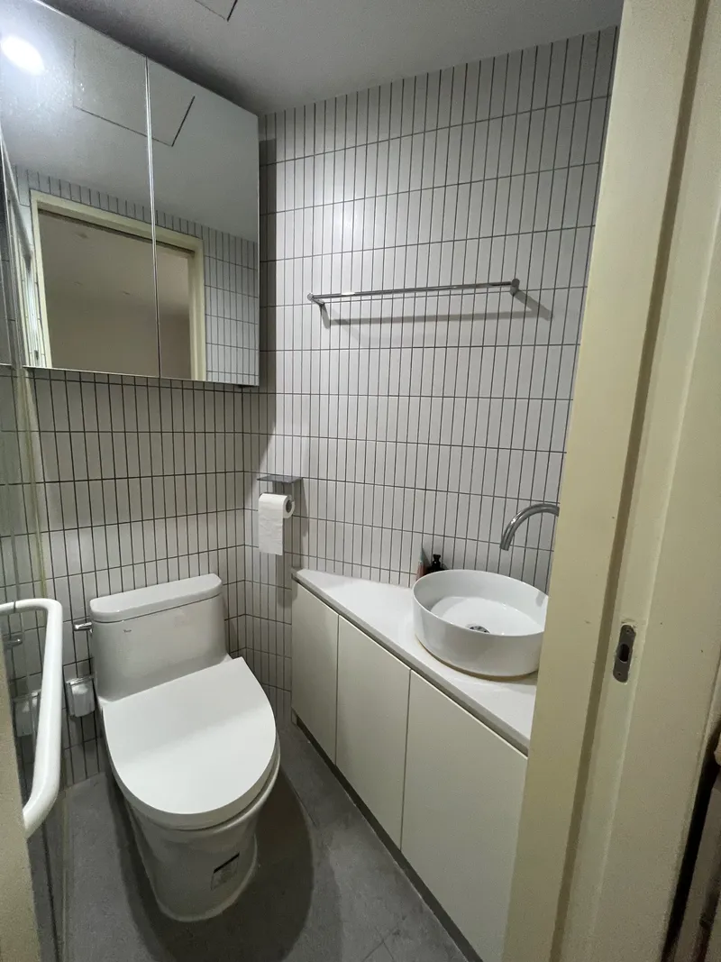 [Seongdong, Seoul] A pretty one-room apartment next to Songjeong Embankment Road and Jungnangcheon Stream 5