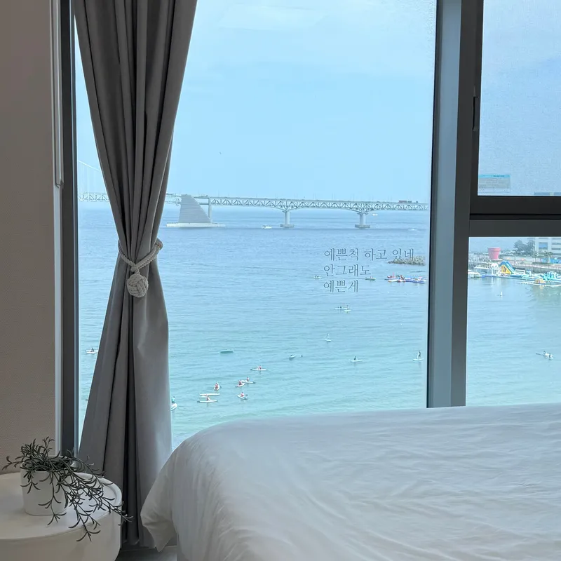[부산 수영] 광안리 해변 앞 풀오션뷰 고층 화이트톤 투룸 4
