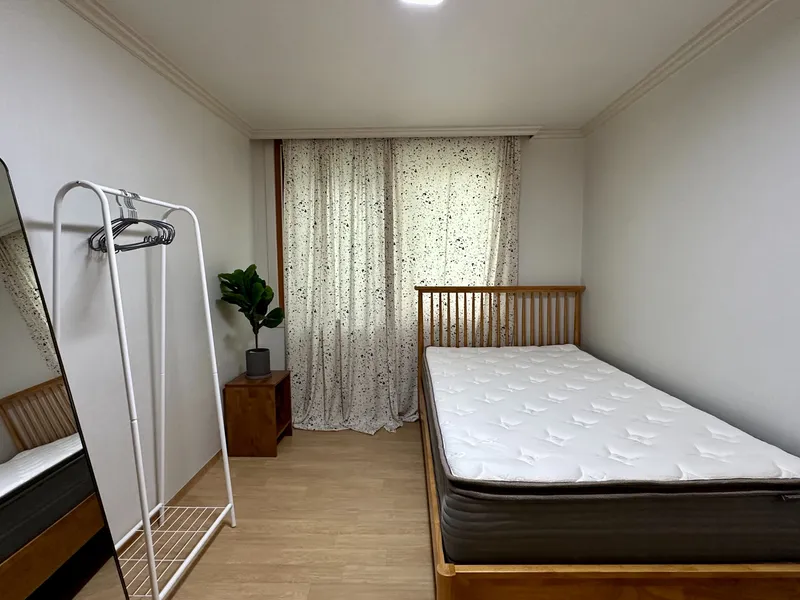 [서울 마포] 홍대입구역 7분 쓰리룸 2