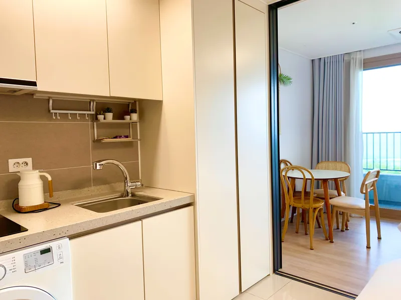[Sokcho] Couple Room with Ocean, Seoraksan, Cheongcho Lake, and Ferris Wheel View 15