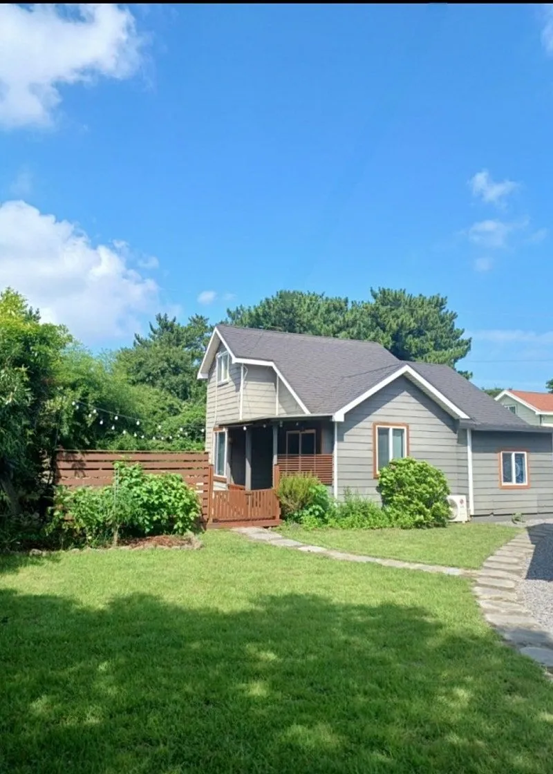 [Jocheon, Jeju] Private two-story detached house in the forest 9