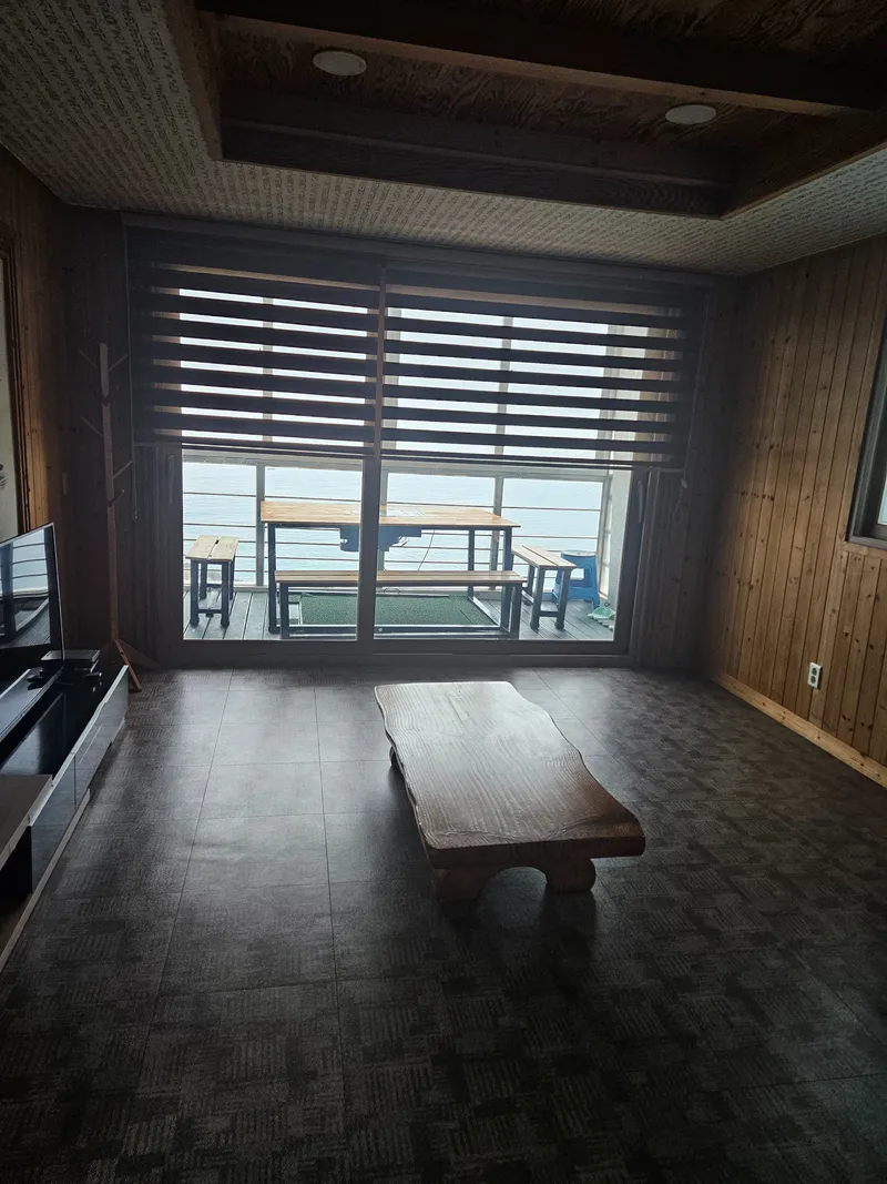 [Yeongdeok] Ocean View/2 Bathroom Pension #202 (1 living room/room, 1 master bedroom) 2