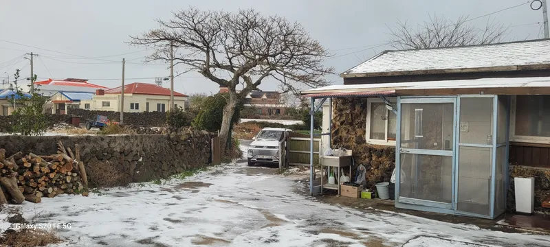 [Hangyeong, Jeju] West Country House 12