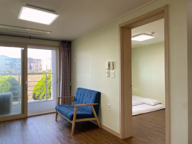 [Aewol, Jeju] Stone wall & grass yard, fully-optioned 1.5 room with cooking facilities (B101) 11
