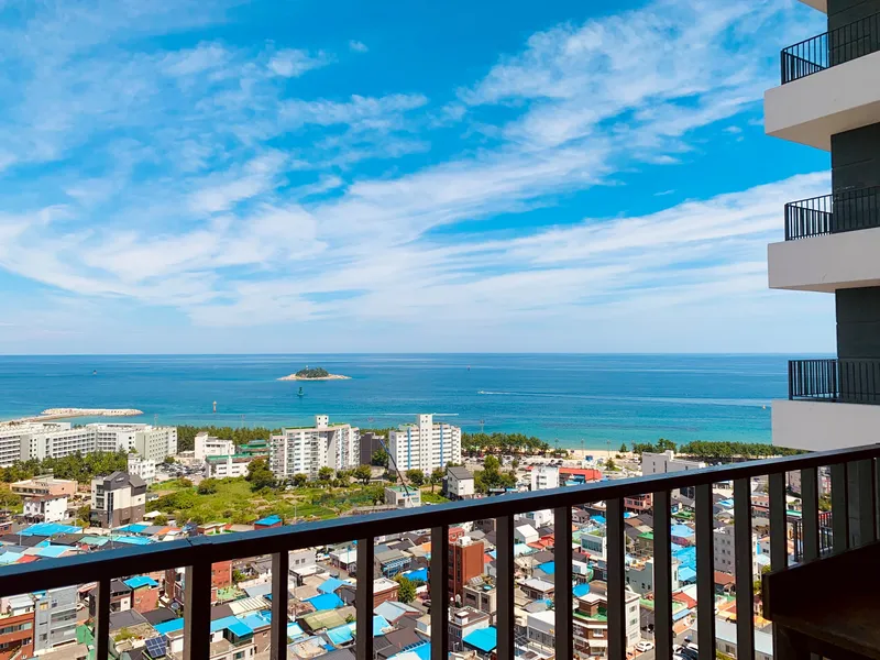 [Sokcho] A place to relax your mind and soul in the tranquility of the sea near Sokcho Beach. 19