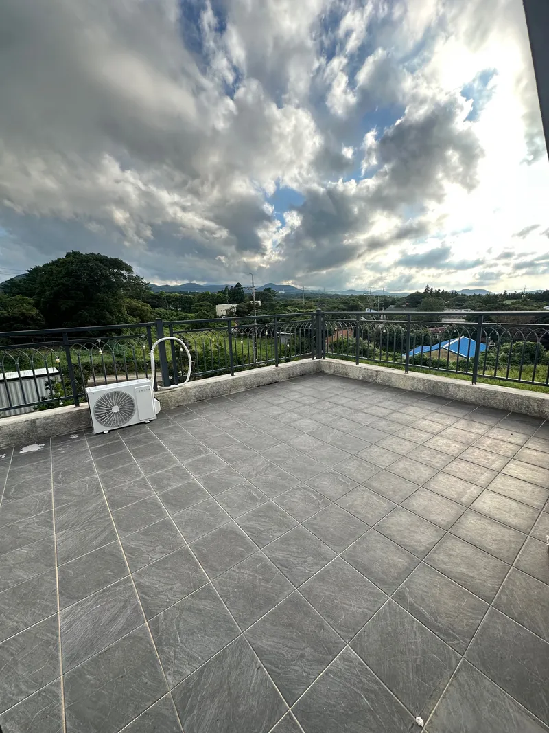 [Jocheon, Jeju] A quiet accommodation in Jeju with a three-room apartment and a duplex with a Hallasan view terrace. 34