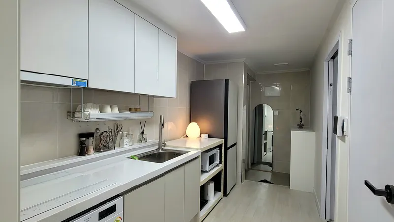 [Songpa, Seoul] 4-person two-room apartment, 5-minute walk from Songpanaru Station, parking available on Jamsil Songridan-gil 15