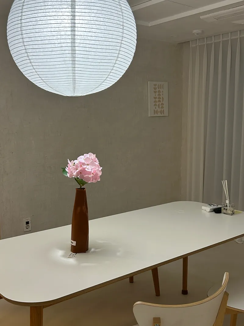 [부산 부산진] 서면 접근이 편리한 고요한 앤틱 스테이 12