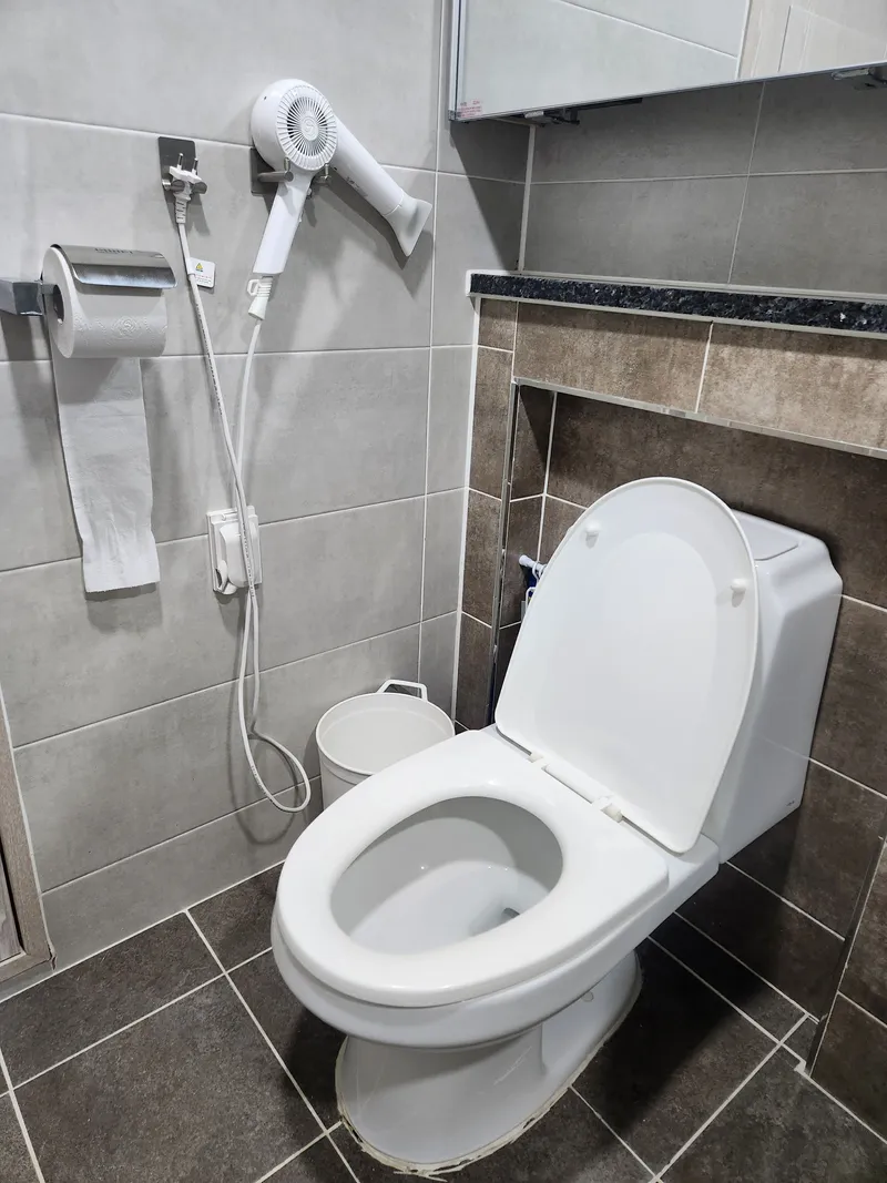 [Buk-gu, Daegu] Kyungpook National University, Dongdaegu Station, Daegu Station, Airport Comfortable Room 21