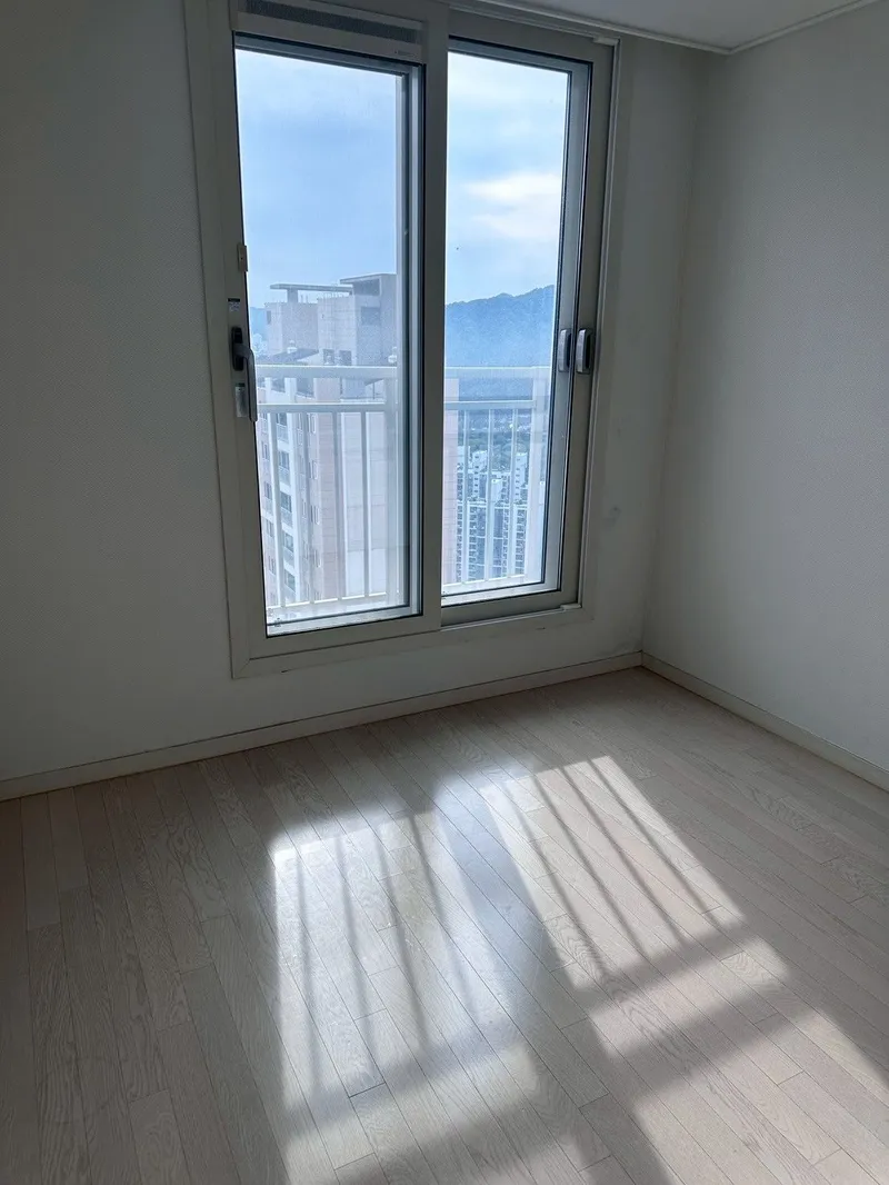[Namyangju] A stunning apartment with a breathtaking mountain view. 3