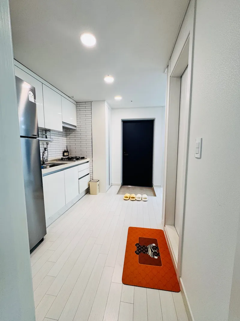 [Guro, Seoul] Oryudong Station / Luxury Full-option Two-room 10