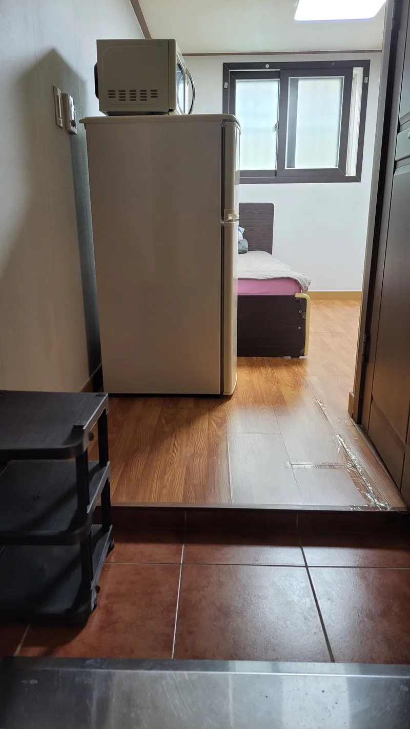 [Dongjak, Seoul] One-room apartment c107, 10 minutes walk from Noryangjin Station 13