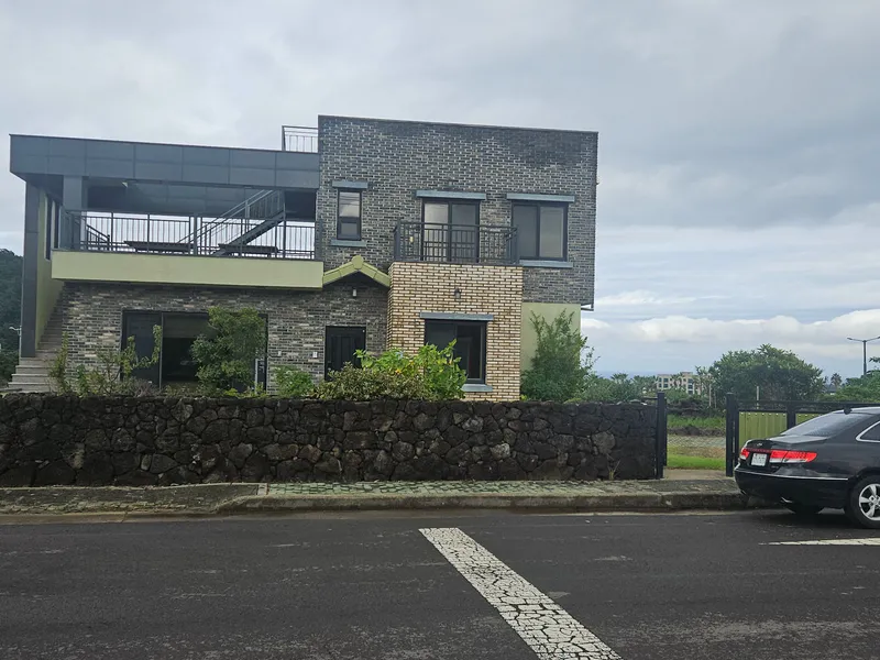 [Aewol, Jeju] Ocean view, Hallasan Mountain view, 2-room 1st floor bus stop 13