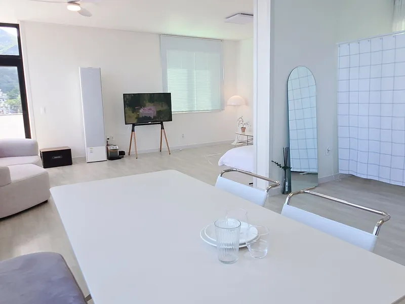 [Geoje] Hakdong Mongdol 3-Second Sea View Terrace Accommodation 6