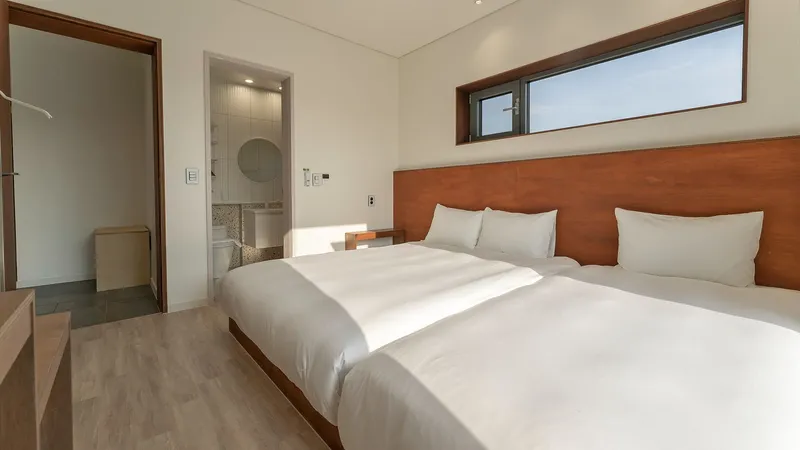 [Aewol, Jeju] Ocean View, 5 Rooms, 5 Bathrooms, Large Family Pool Villa for Up to 13 People 5
