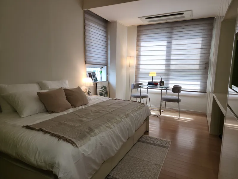 [Seongnam][Center of Bundang Jeongja Cafe Street] Pleasant large complex with 3 elevators 3